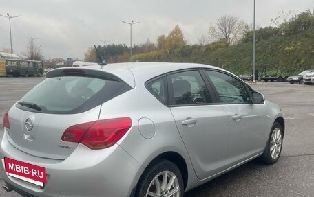 Opel Astra J, 2011 год, 1 020 000 рублей, 15 фотография