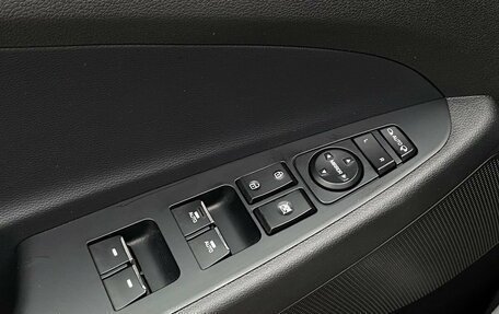 Hyundai Tucson III, 2018 год, 2 199 000 рублей, 12 фотография