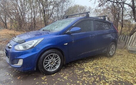 Hyundai Solaris II рестайлинг, 2011 год, 660 000 рублей, 5 фотография