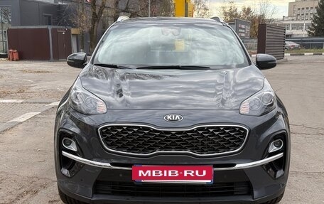 KIA Sportage IV рестайлинг, 2019 год, 2 200 000 рублей, 2 фотография