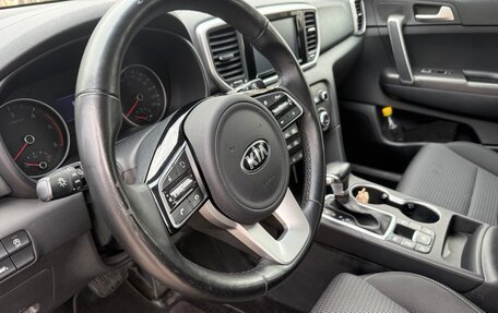 KIA Sportage IV рестайлинг, 2019 год, 2 200 000 рублей, 10 фотография