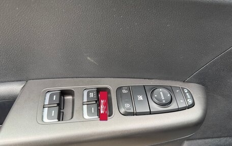 KIA Sportage IV рестайлинг, 2019 год, 2 200 000 рублей, 14 фотография