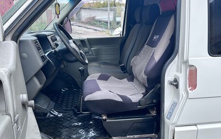 Volkswagen Transporter T4, 2000 год, 780 000 рублей, 8 фотография