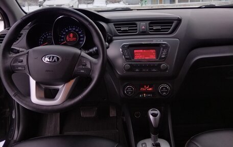 KIA Rio III рестайлинг, 2013 год, 1 100 000 рублей, 10 фотография