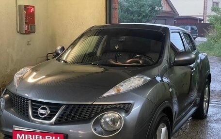 Nissan Juke II, 2012 год, 975 000 рублей, 14 фотография