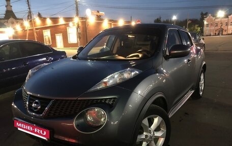 Nissan Juke II, 2012 год, 975 000 рублей, 24 фотография