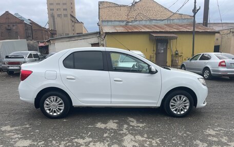 Renault Logan II, 2015 год, 795 000 рублей, 4 фотография