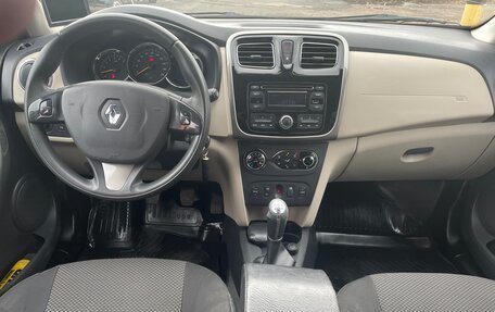 Renault Logan II, 2015 год, 795 000 рублей, 9 фотография