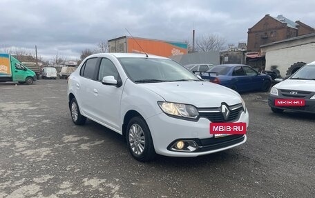 Renault Logan II, 2015 год, 795 000 рублей, 3 фотография