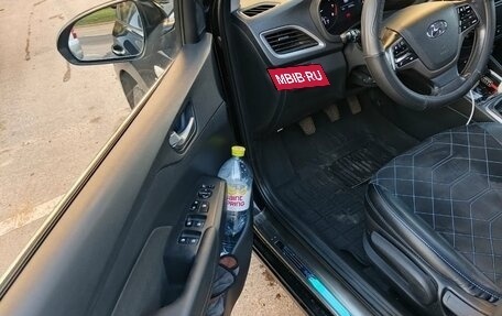 Hyundai Solaris II рестайлинг, 2018 год, 1 315 000 рублей, 6 фотография