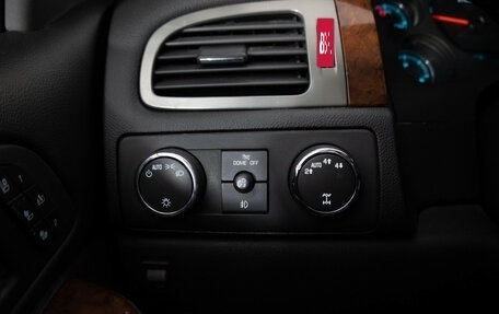 Chevrolet Tahoe III, 2012 год, 2 299 000 рублей, 14 фотография