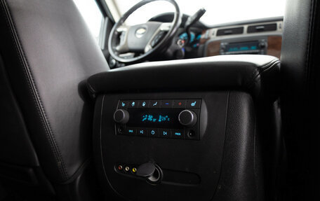 Chevrolet Tahoe III, 2012 год, 2 299 000 рублей, 20 фотография