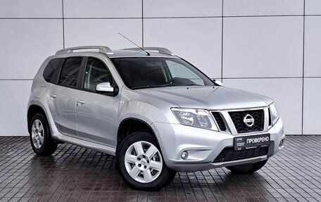 Nissan Terrano III, 2015 год, 990 000 рублей, 3 фотография