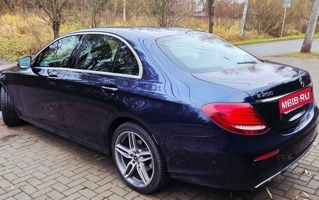 Mercedes-Benz E-Класс, 2020 год, 3 700 000 рублей, 3 фотография