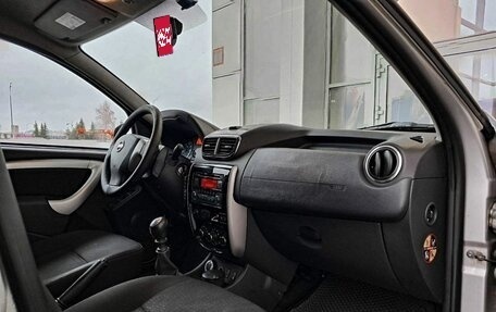 Nissan Terrano III, 2015 год, 990 000 рублей, 13 фотография