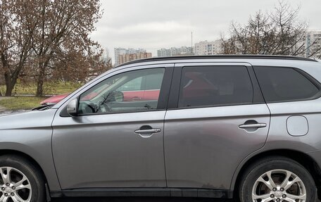 Mitsubishi Outlander III рестайлинг 3, 2012 год, 1 500 000 рублей, 3 фотография