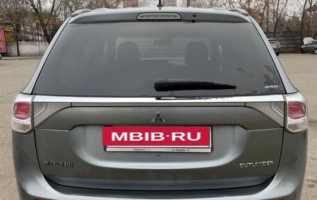 Mitsubishi Outlander III рестайлинг 3, 2012 год, 1 500 000 рублей, 4 фотография
