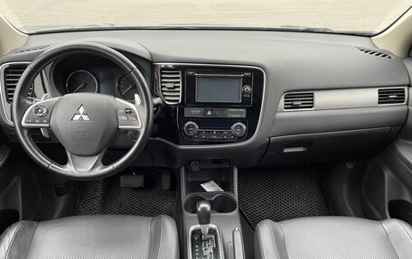 Mitsubishi Outlander III рестайлинг 3, 2012 год, 1 500 000 рублей, 20 фотография