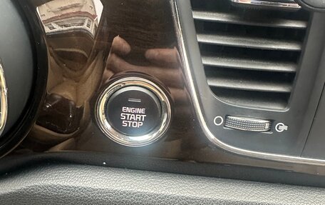 KIA Carnival III, 2019 год, 3 100 000 рублей, 14 фотография