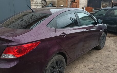 Hyundai Solaris II рестайлинг, 2011 год, 749 999 рублей, 6 фотография