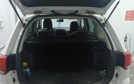 Mitsubishi Outlander III рестайлинг 3, 2018 год, 1 650 000 рублей, 6 фотография