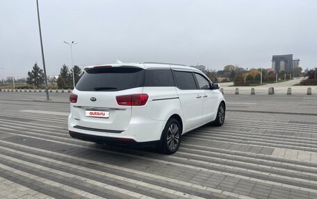 KIA Carnival III, 2019 год, 2 900 000 рублей, 7 фотография