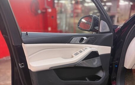 BMW X7, 2021 год, 10 500 000 рублей, 8 фотография