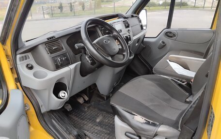 Ford Tourneo Connect I, 2010 год, 600 000 рублей, 6 фотография