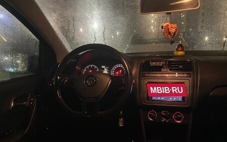 Volkswagen Polo VI (EU Market), 2015 год, 790 000 рублей, 18 фотография