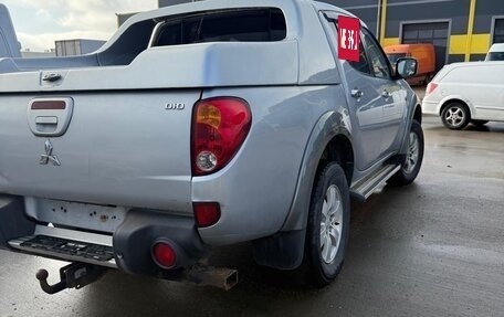 Mitsubishi L200 IV рестайлинг, 2006 год, 650 000 рублей, 3 фотография