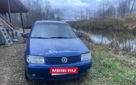 Volkswagen Polo III рестайлинг, 2001 год, 320 000 рублей, 2 фотография
