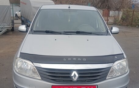 Renault Logan I, 2013 год, 640 000 рублей, 2 фотография