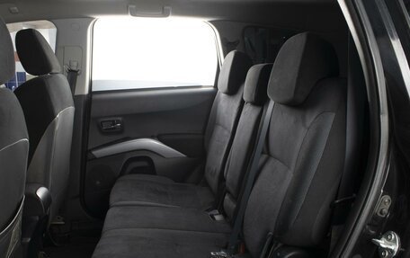 Mitsubishi Outlander III рестайлинг 3, 2007 год, 950 000 рублей, 9 фотография