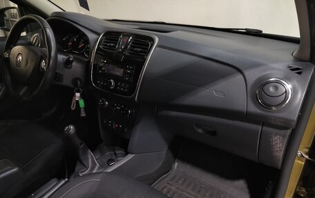 Renault Sandero II рестайлинг, 2015 год, 750 000 рублей, 10 фотография