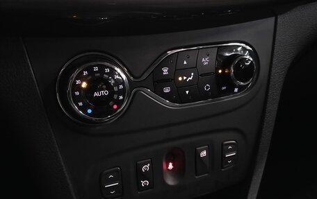 Renault Sandero II рестайлинг, 2015 год, 750 000 рублей, 13 фотография