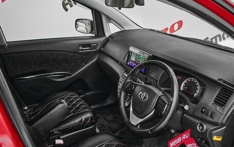 Toyota ISis I, 2013 год, 1 495 000 рублей, 10 фотография