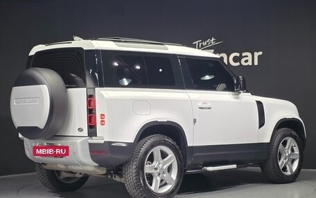 Land Rover Defender II, 2021 год, 4 812 000 рублей, 2 фотография