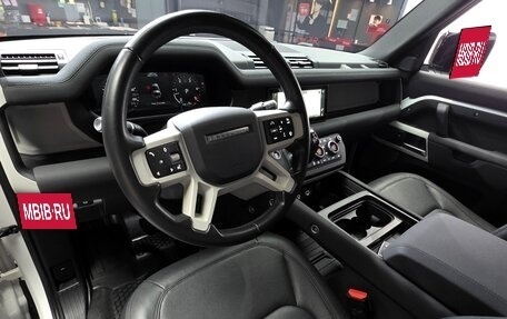 Land Rover Defender II, 2021 год, 4 812 000 рублей, 8 фотография