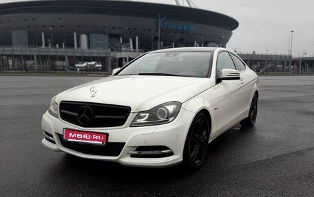 Mercedes-Benz C-Класс, 2011 год, 1 295 000 рублей, 1 фотография