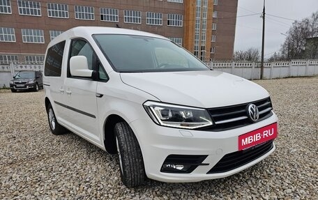 Volkswagen Caddy IV, 2018 год, 2 400 000 рублей, 2 фотография