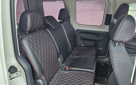 Volkswagen Caddy IV, 2018 год, 2 400 000 рублей, 13 фотография