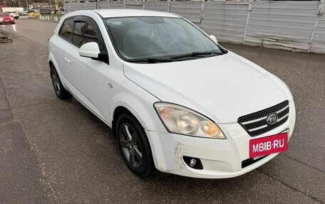 KIA cee'd I рестайлинг, 2009 год, 395 000 рублей, 2 фотография