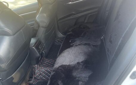 Toyota Camry, 2018 год, 2 550 000 рублей, 4 фотография