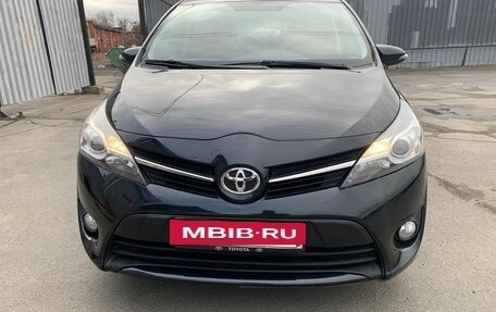 Toyota Verso I, 2014 год, 1 390 000 рублей, 4 фотография