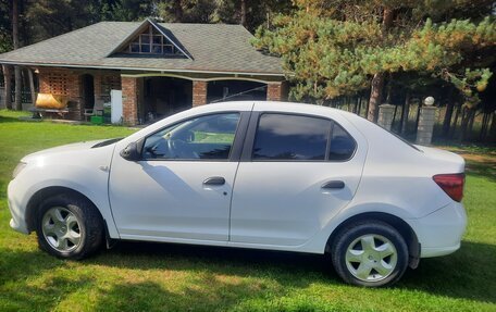 Renault Logan II, 2017 год, 550 000 рублей, 3 фотография