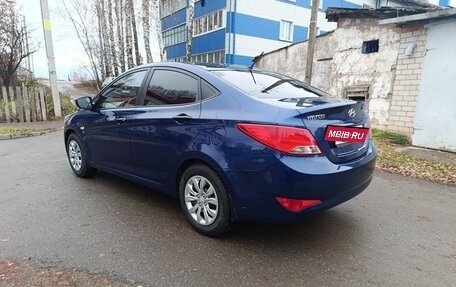 Hyundai Solaris II рестайлинг, 2014 год, 877 000 рублей, 3 фотография