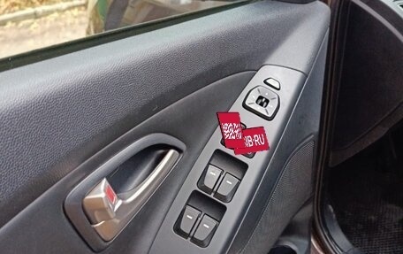 Hyundai ix35 I рестайлинг, 2013 год, 1 250 000 рублей, 9 фотография