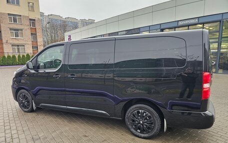 Peugeot Traveller I, 2020 год, 2 750 000 рублей, 3 фотография