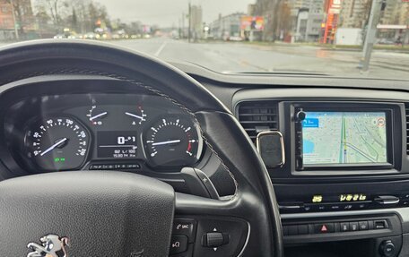 Peugeot Traveller I, 2020 год, 2 750 000 рублей, 8 фотография