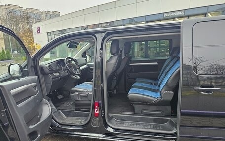 Peugeot Traveller I, 2020 год, 2 750 000 рублей, 7 фотография